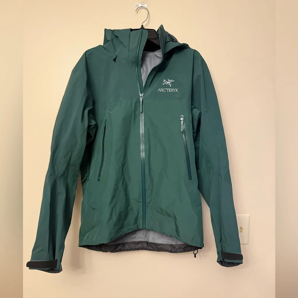 Arc'teryx Beta AR Men’s jacket - Picture 4 of 14